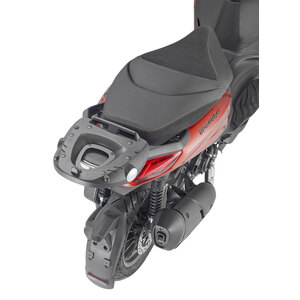 GIVI - Portapacchi SR5616 Piaggio Beverly 300 - 400 HPE 2021>2024 - GIVI Piaggio Beverly 300 - 400 HPE 2021 > 2024 - Portapacchi