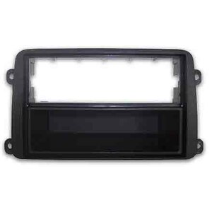 PHONOCAR - Installazione Mascherina 2 din - PHONOCAR Volkswagen Golf V, Passat, Touran - Installazione