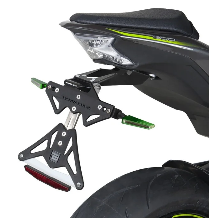 Portatarga Specifico, per frecce originali Kawasaki Z 900 2025> Kawasaki Z 900 2025 > BARRACUDA